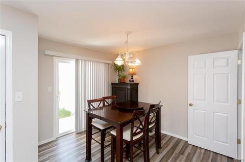 732 Hyde Dr, O'fallon, MO 63366 photo 6