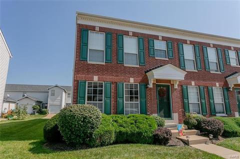 732 Hyde Dr, O'fallon, MO 63366 photo 1