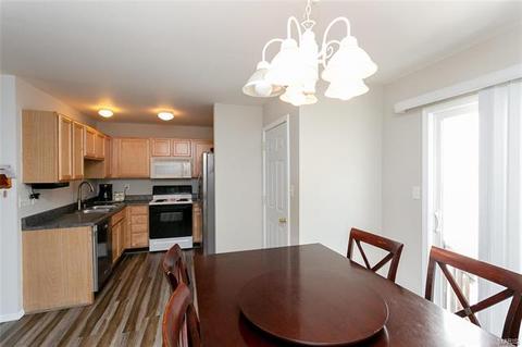 732 Hyde Dr, O'fallon, MO 63366 photo 7