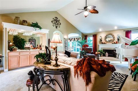 2531 Johnson Place Dr, Ballwin, MO 63021 photo 4