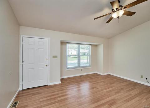 6416 Long Timber Dr, O'fallon, MO 63368 photo 4