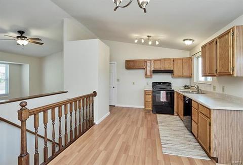 6416 Long Timber Dr, O'fallon, MO 63368 photo 13