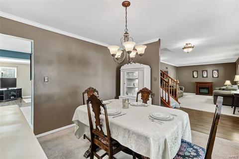 394 Woodrun Dr, Ballwin, MO 63021 photo 4