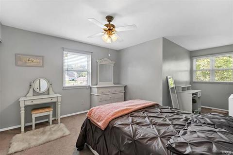 394 Woodrun Dr, Ballwin, MO 63021 photo 15