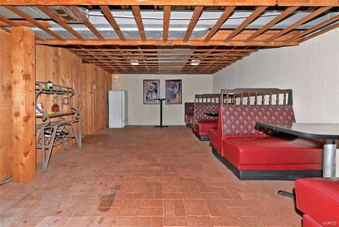10041 Zenith, Saint Louis, MO 63123 photo 18