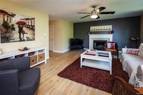 1210 Westrun Dr, Ballwin, MO 63021 photo 3