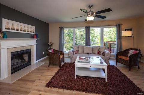 1210 Westrun Dr, Ballwin, MO 63021 photo 2