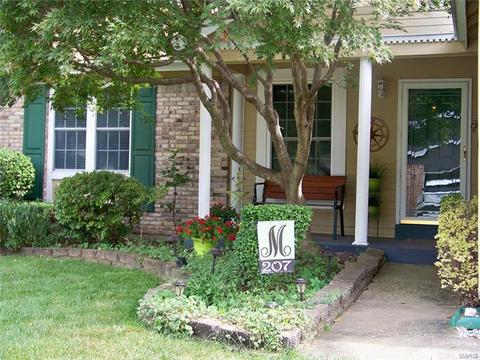 207 Addison Dr, Saint Peters, MO 63376 photo 2
