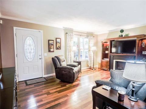362 Stormyoak Dr, Ballwin, MO 63021 photo 5