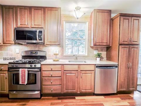 362 Stormyoak Dr, Ballwin, MO 63021 photo 8