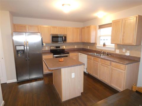 2 King Edward Ct, O'fallon, MO 63366 photo 2