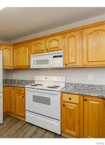 3005 Devilla Trl, Saint Charles, MO 63301 photo 8