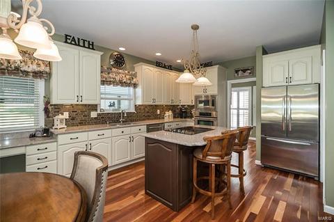 616 Roundstone, Weldon Spring, MO 63304 photo 13