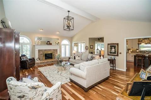 616 Roundstone, Weldon Spring, MO 63304 photo 7