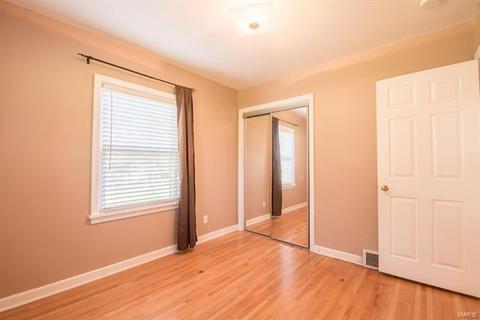 110 Robin Hill Ln, Ballwin, MO 63021 photo 15