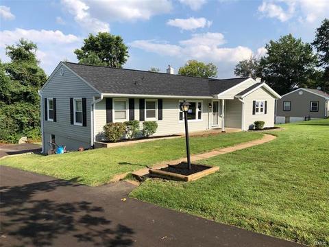110 Robin Hill Ln, Ballwin, MO 63021 photo 1