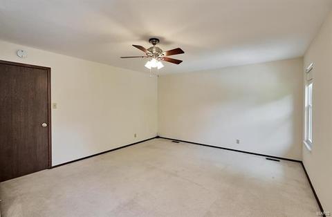 1031 Treeline Ct, Manchester, MO 63021 photo 14