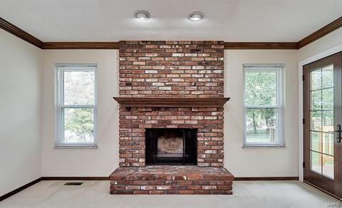 1031 Treeline Ct, Manchester, MO 63021 photo 8