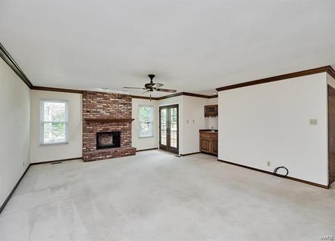 1031 Treeline Ct, Manchester, MO 63021 photo 7