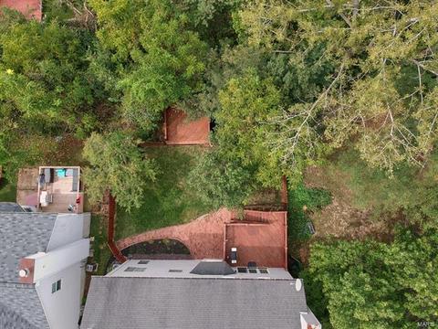 815 Ivy Trce, Ballwin, MO 63021 photo 4