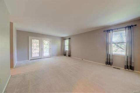408 Lexbridge Ln, Ballwin, MO 63011 photo 20