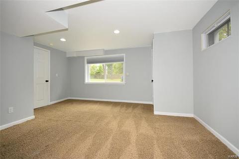 643 Crowsnest Dr, Ballwin, MO 63021 photo 37