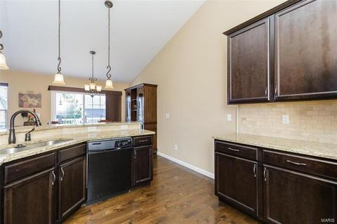 938 Daffodil Ridge Dr, O'fallon, MO 63366 photo 26