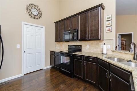938 Daffodil Ridge Dr, O'fallon, MO 63366 photo 13