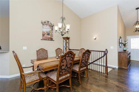 938 Daffodil Ridge Dr, O'fallon, MO 63366 photo 7