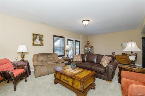 938 Daffodil Ridge Dr, O'fallon, MO 63366 photo 5
