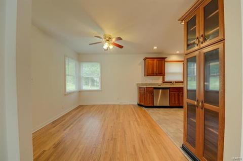 48 E Mdw, Ellisville, MO 63021 photo 6