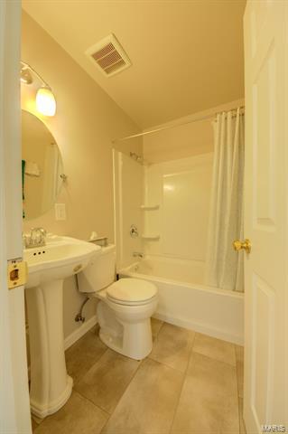 48 E Mdw, Ellisville, MO 63021 photo 11