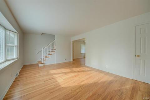 48 E Mdw, Ellisville, MO 63021 photo 3