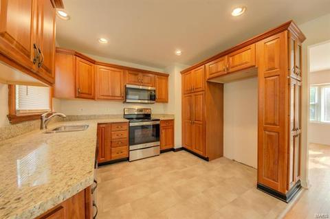 48 E Mdw, Ellisville, MO 63021 photo 7