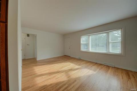48 E Mdw, Ellisville, MO 63021 photo 5