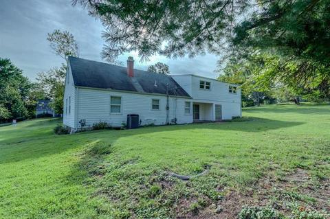 48 E Mdw, Ellisville, MO 63021 photo 23
