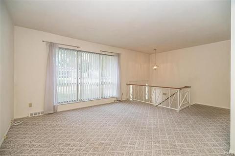 808 Bromfield Ter, Manchester, MO 63021 photo 5