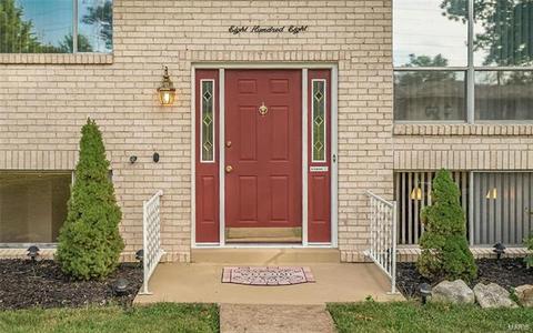 808 Bromfield Ter, Manchester, MO 63021 photo 2