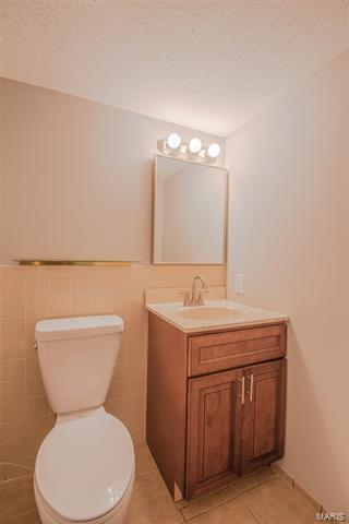 1082 Pinrun Dr, Ballwin, MO 63011 photo 34