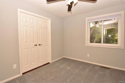 1082 Pinrun Dr, Ballwin, MO 63011 photo 55