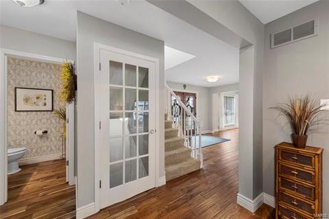 401 Ballwin Estates Ct, Ballwin, MO 63021 photo 10