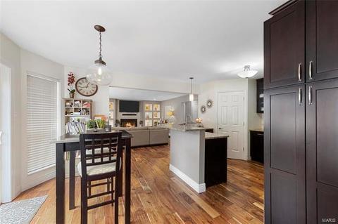401 Ballwin Estates Ct, Ballwin, MO 63021 photo 16