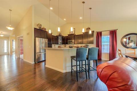 929 Daffodil Ridge Dr, O'fallon, MO 63366 photo 10