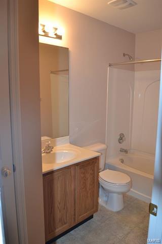 406 Flowering Magnolia Dr, O'fallon, MO 63366 photo 13