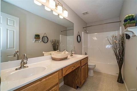 1713 Highgrove Dr, O'fallon, MO 63366 photo 24