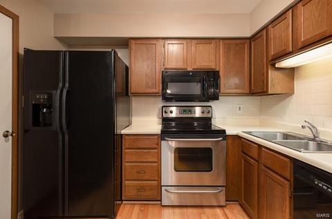 128 Cascade Terrace Dr, Ballwin, MO 63021 photo 6