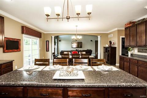 6568 Devonhurst, Saint Louis, MO 63129 photo 8