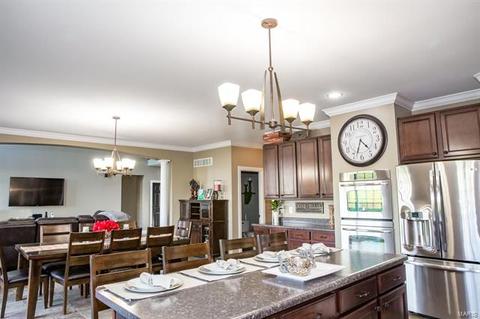 6568 Devonhurst, Saint Louis, MO 63129 photo 9