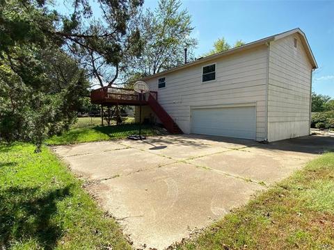 241 Valleyoak Ct, Ballwin, MO 63021 photo 22