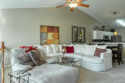 648 Hawk Run Dr, O'fallon, MO 63368 photo 13